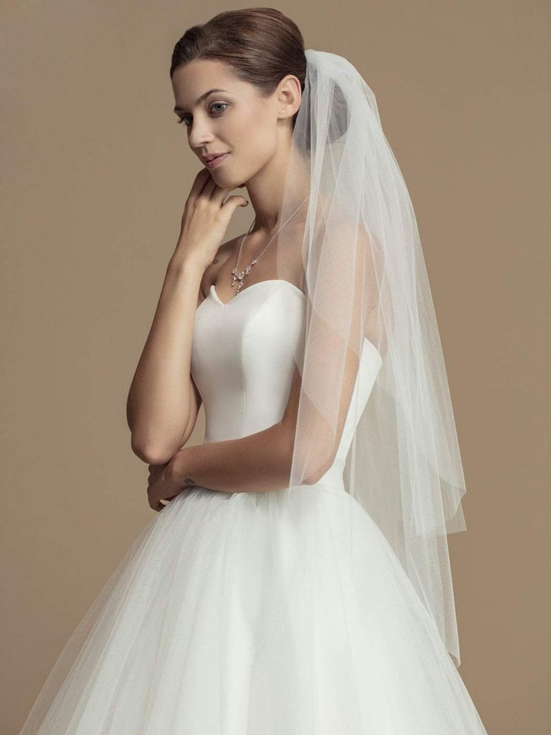 Unsutuo 2 Tiers Bride Wedding Veil Short Fingertip Bridal Tulle Veil with Comb and Cut Edge (Ivory) - Image 4